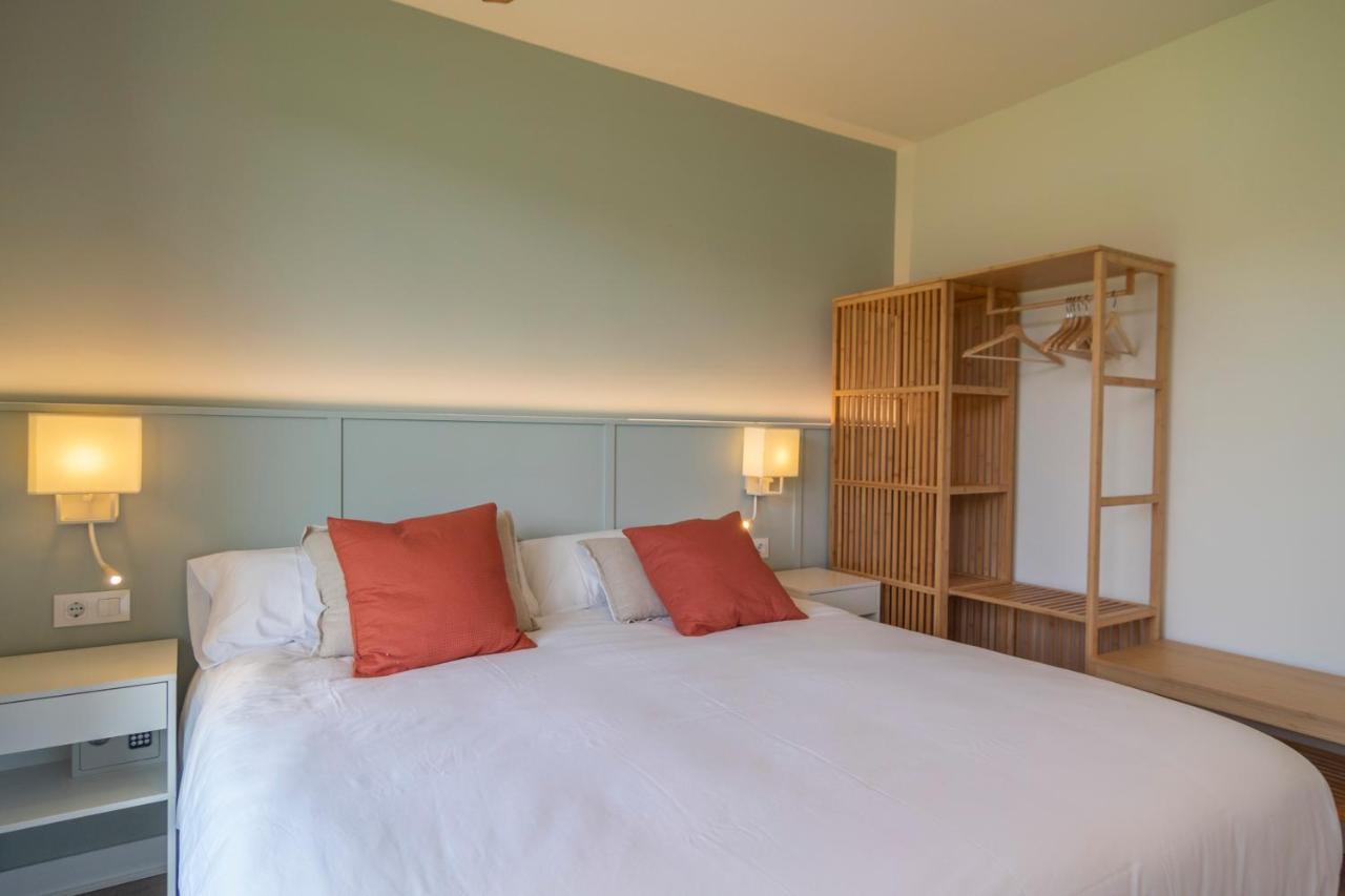 Oceansuiteslangre Galizano Luaran gambar