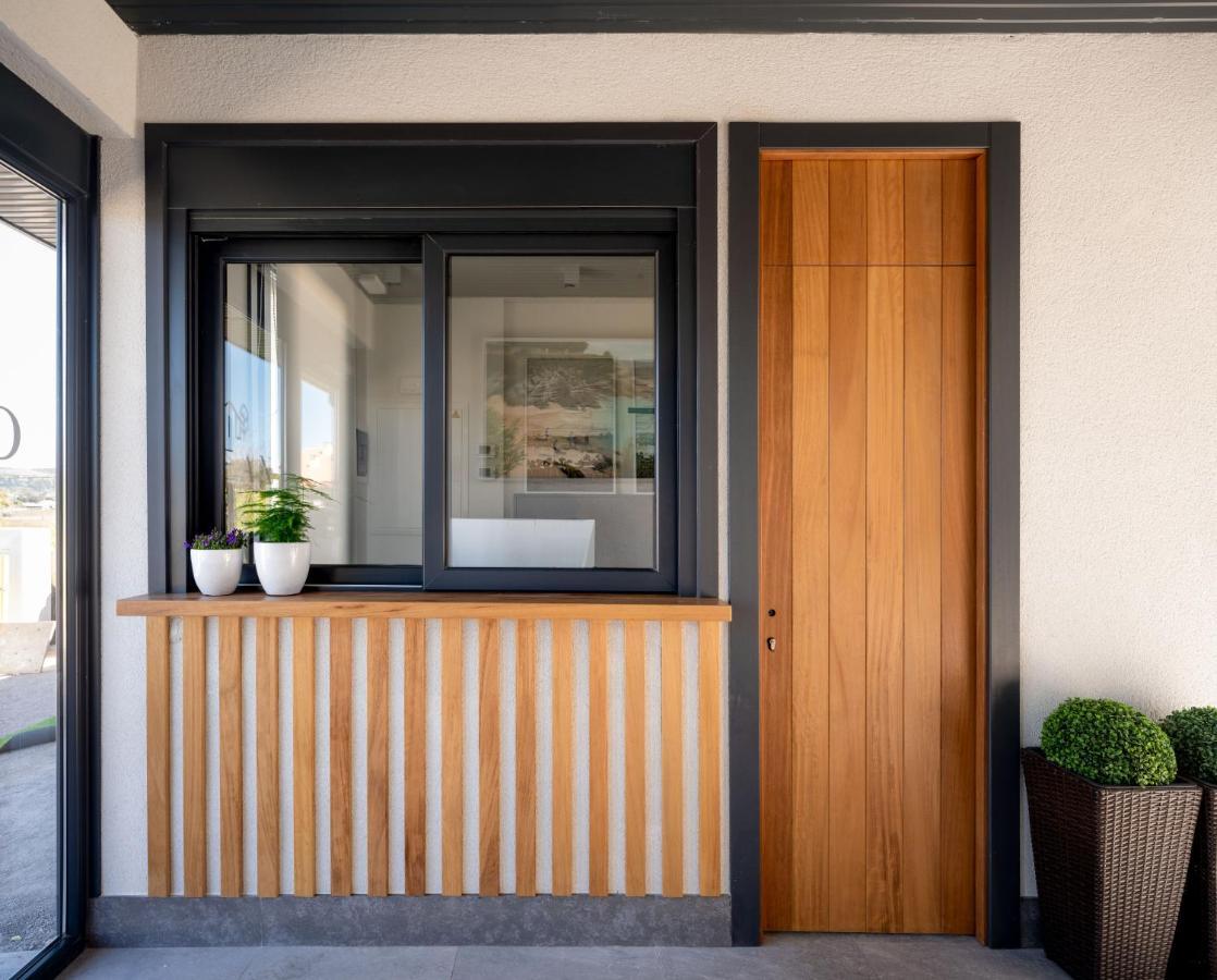 Oceansuiteslangre Galizano Luaran gambar