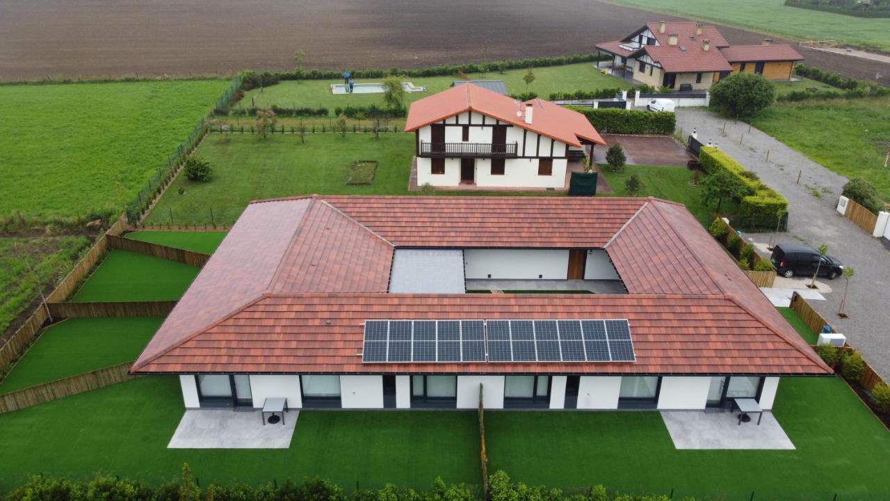 Oceansuiteslangre Galizano Luaran gambar