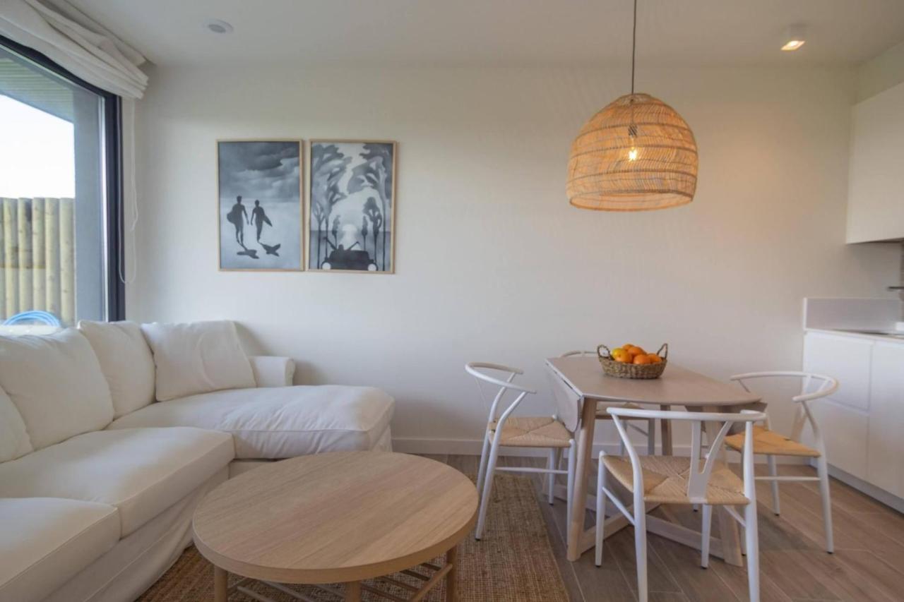 Oceansuiteslangre Galizano Luaran gambar