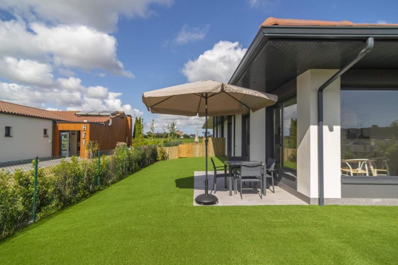 Oceansuiteslangre Galizano Luaran gambar
